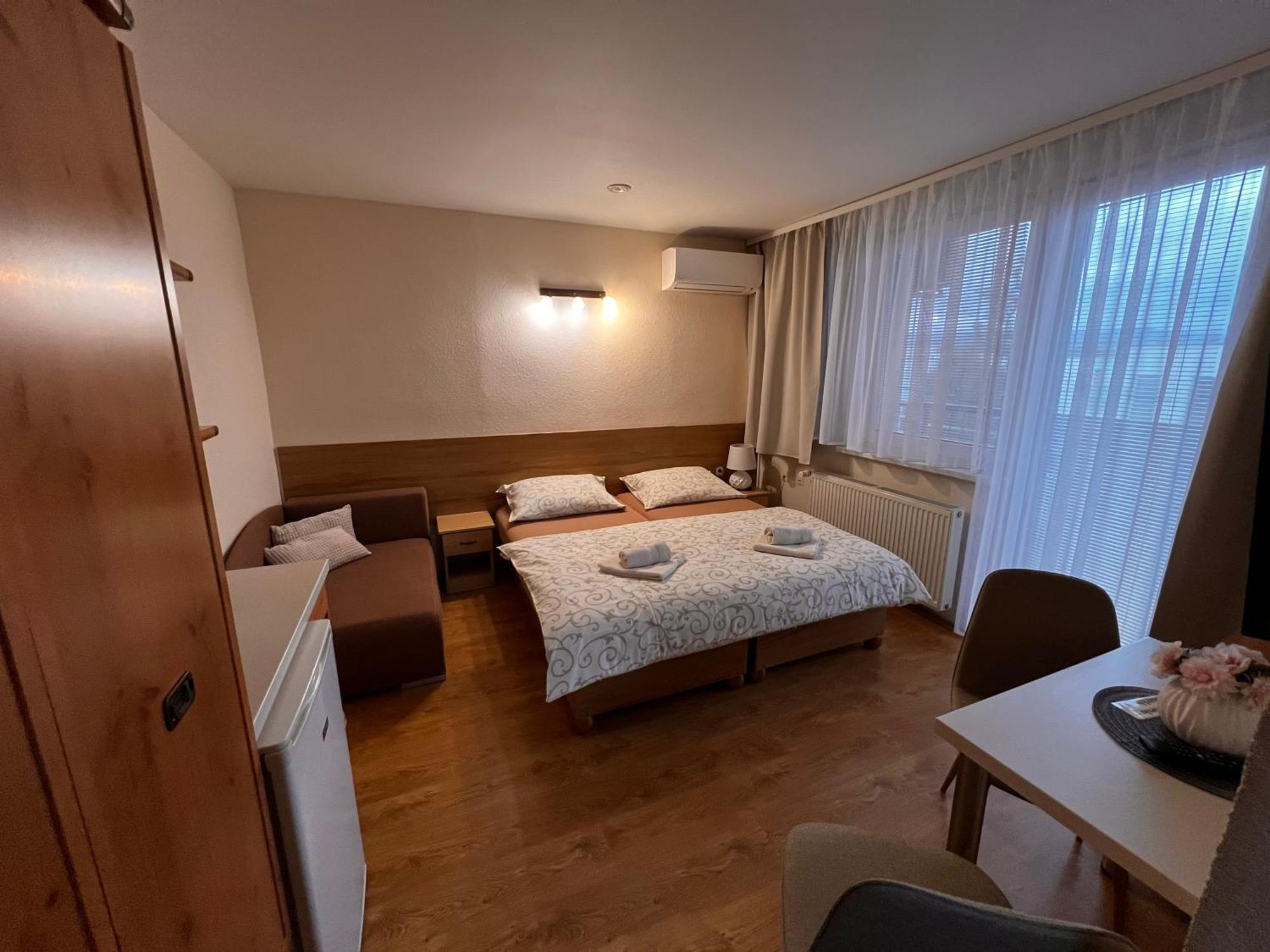 Apartmany Teddy Bojnice Ngoại thất bức ảnh