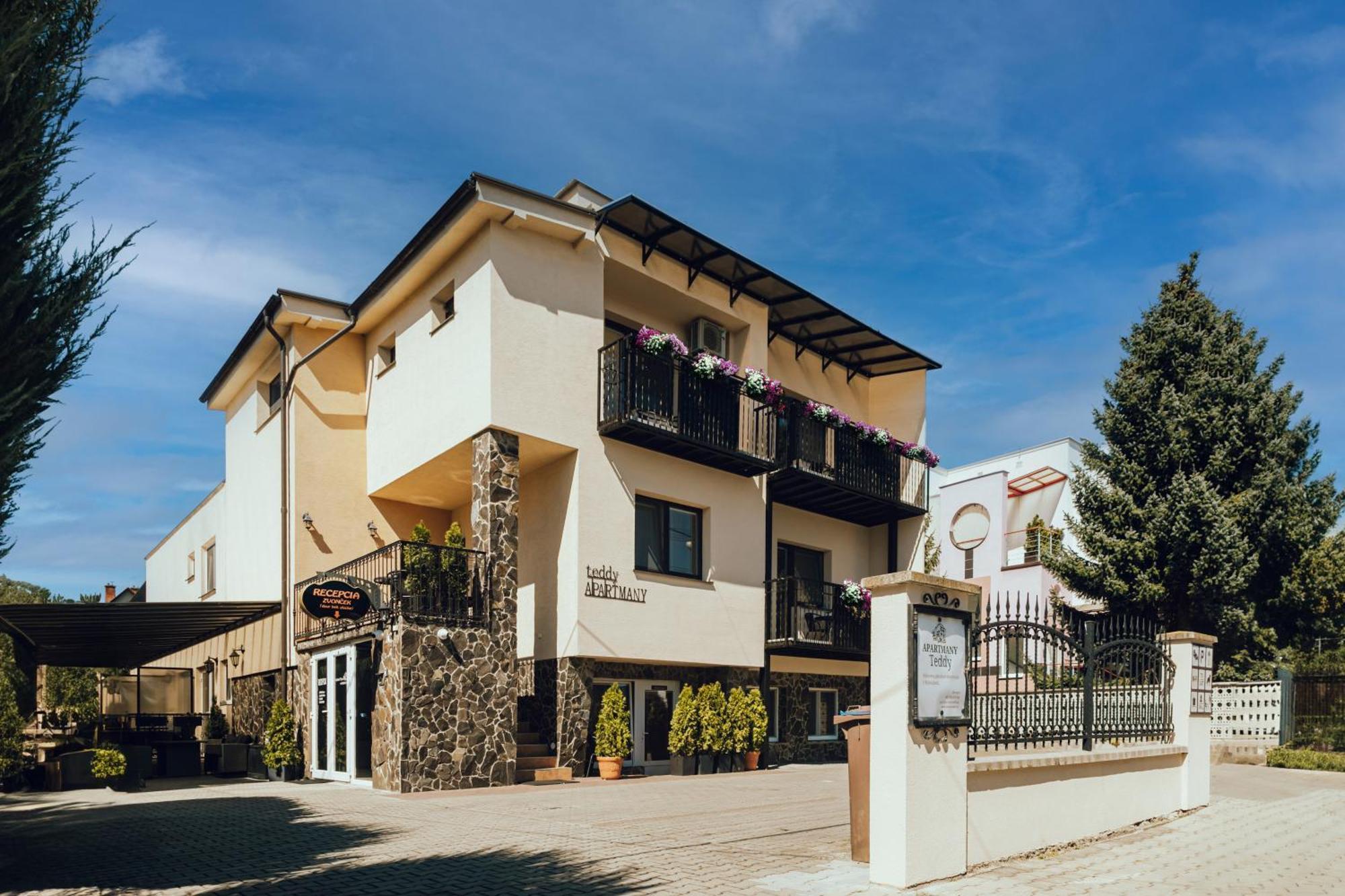 Apartmany Teddy Bojnice Ngoại thất bức ảnh
